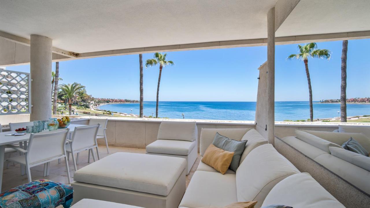 Beach-Line Apartment With 3 Bedrooms In Estepona Exterior foto